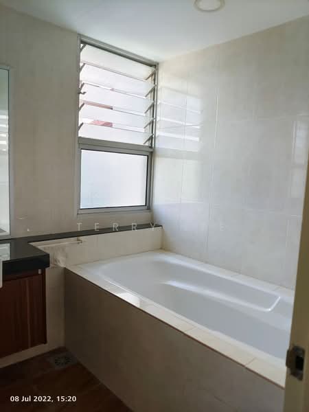 Kondominium untuk Disewa di OBD Garden Tower - Terry Lee - Bathroom - PropertyGuru.com.my