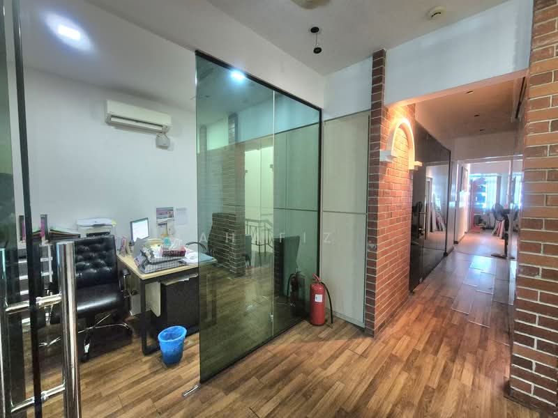 Shop / Office for Sale in Bangi Sentral (Bandar Baru Bangi) - Mahafiz . - Interior - PropertyGuru.com.my