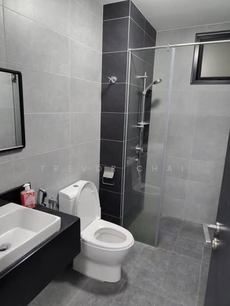Servis Apartment untuk Disewa di Sunway Velocity TWO - Trevor Chai - Bathroom - PropertyGuru.com.my