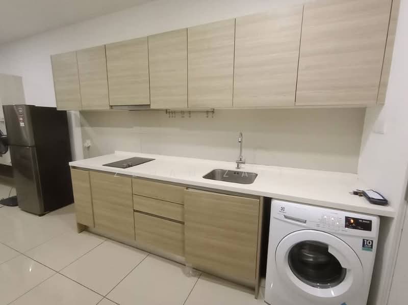 Service Residence for Rent at i-Suite @ i-City - Zehan Zaki - Kitchen - PropertyGuru.com.my