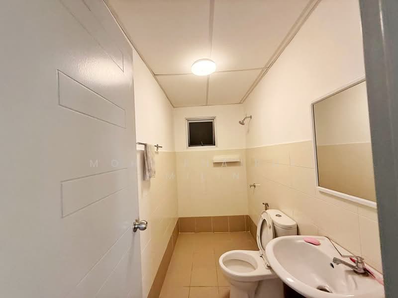 Servis Apartment untuk Dijual di Axis Crown - Mohd Khairul Amilin - Bathroom - PropertyGuru.com.my