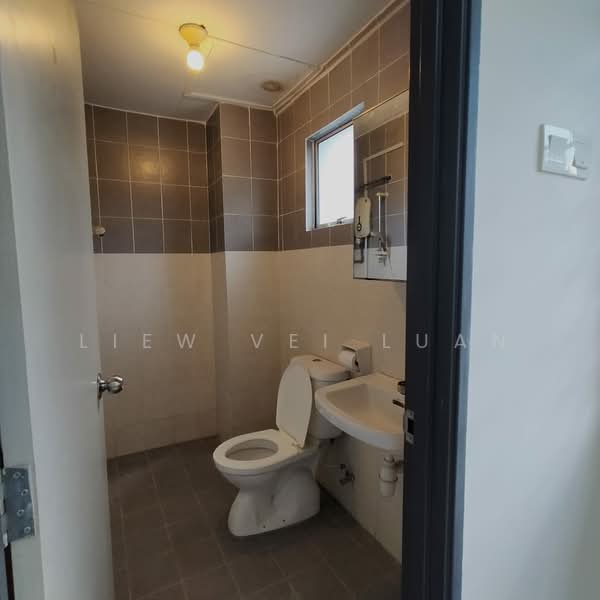 Apartment for Rent at Teratai Residence - Liew Vei Luan - Bathroom - PropertyGuru.com.my