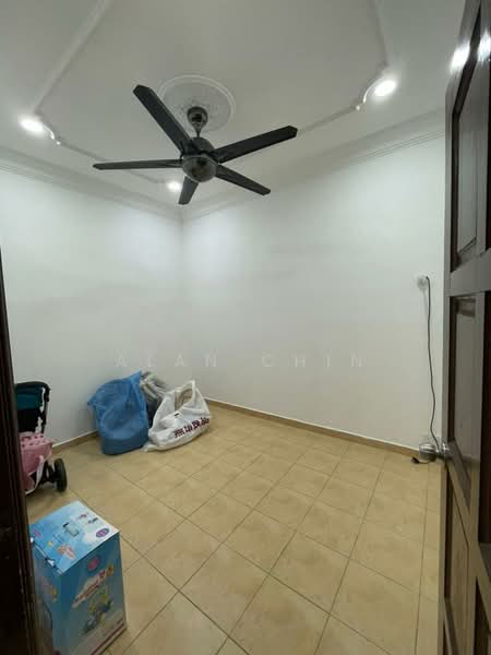 Terraced House for Rent in Taman Selayang Utama (Selayang) - Alan Chin - Interior - PropertyGuru.com.my
