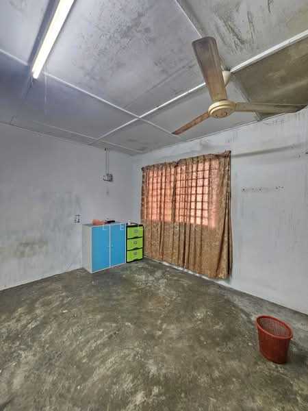 Rumah Teres 2 Tingkat untuk Dijual di Taman Perling (Perling) - Leo SK - Interior - PropertyGuru.com.my