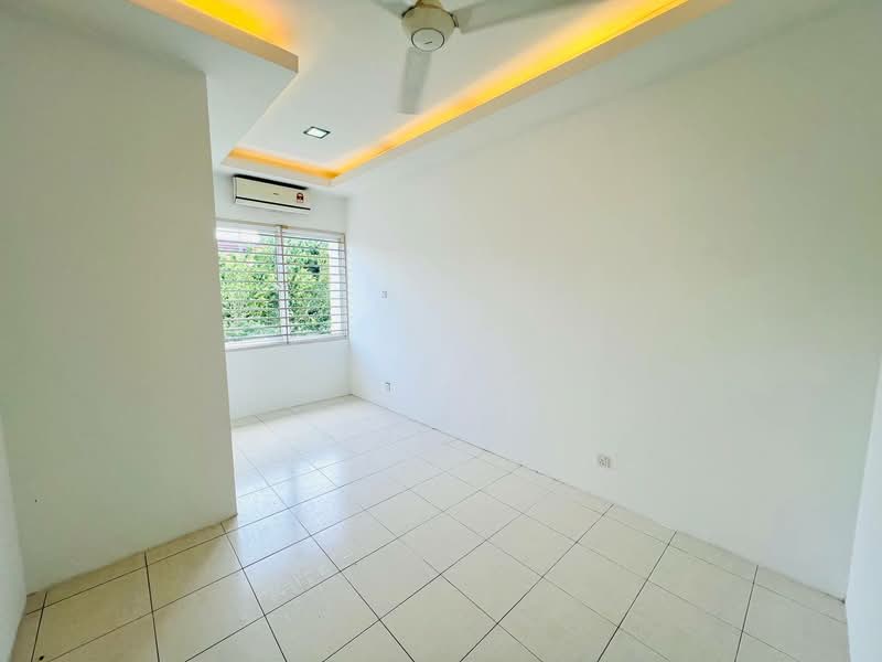 2-storey Terraced House for Sale in Bandar Teknologi Kajang (Kajang) - Ali Idris - Interior - PropertyGuru.com.my