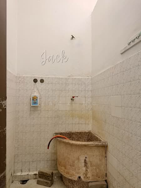 1-storey Terraced House for Sale in Taman Perwira (Simpang Ampat) - Jack Ng - Interior - PropertyGuru.com.my