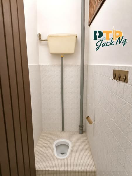 Rumah Teres 1 Tingkat untuk Dijual di Taman Perwira (Simpang Ampat) - Jack Ng - Bathroom - PropertyGuru.com.my