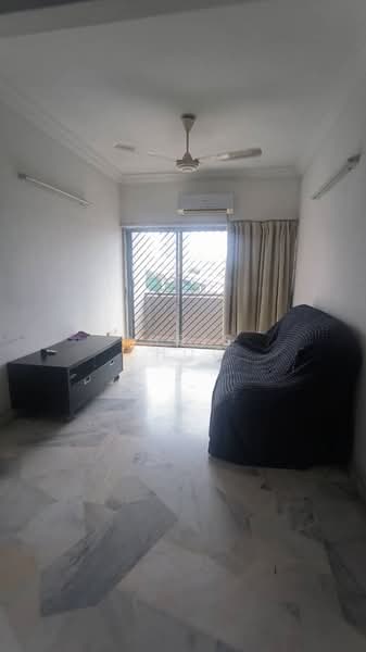 Flat for Sale at Villa Mewah - Chris Choo - Living Room - PropertyGuru.com.my