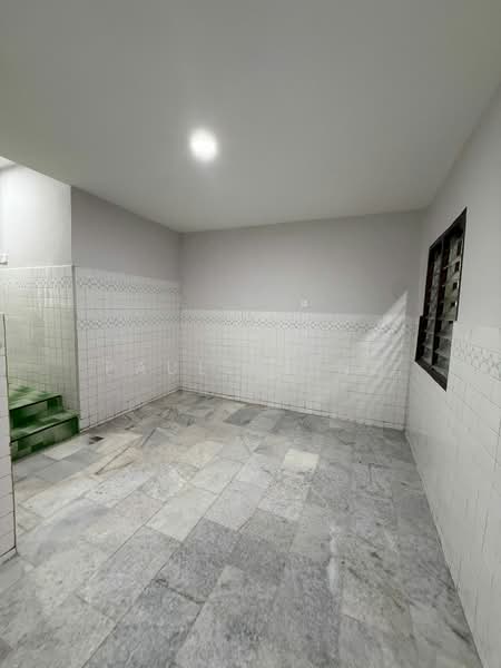 For Rent - Taman Ungku Tun Aminah