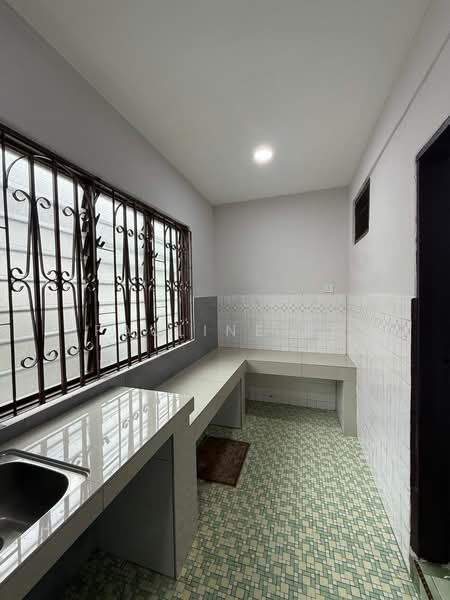 For Rent - Taman Ungku Tun Aminah