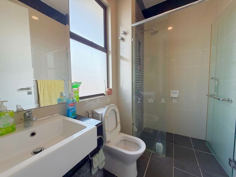 Bungalow for Sale in Shah Alam (Selangor) - Ashraf Azwan - Bathroom - PropertyGuru.com.my