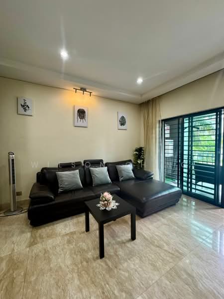 Kondominium untuk Dijual di Sri Alam Condominium - Wilson Ching - Living Room - PropertyGuru.com.my