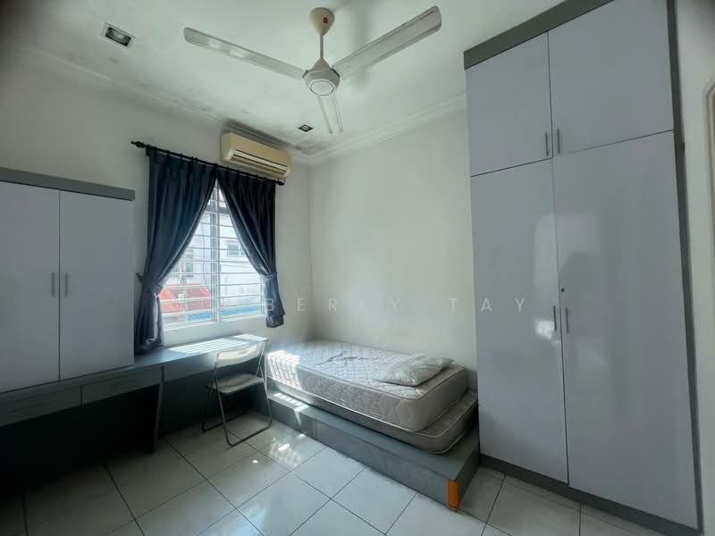 Rumah Teres 2 Tingkat untuk Dijual di Taman Mutiara Rini (Skudai) - Kimberly Tay - Bedroom - PropertyGuru.com.my