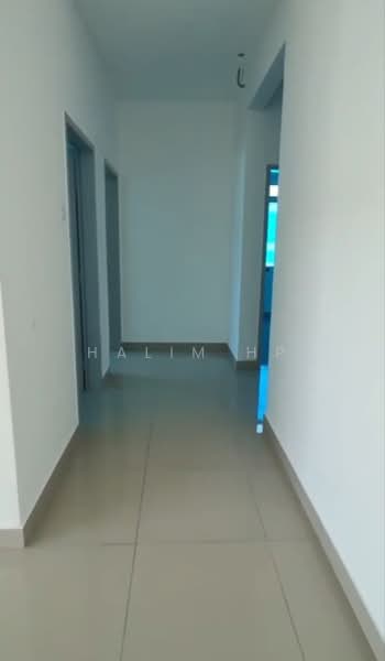 Semi-Detached House for Sale in Telok Panglima Garang (Selangor) - Halim HP - Corridor - PropertyGuru.com.my