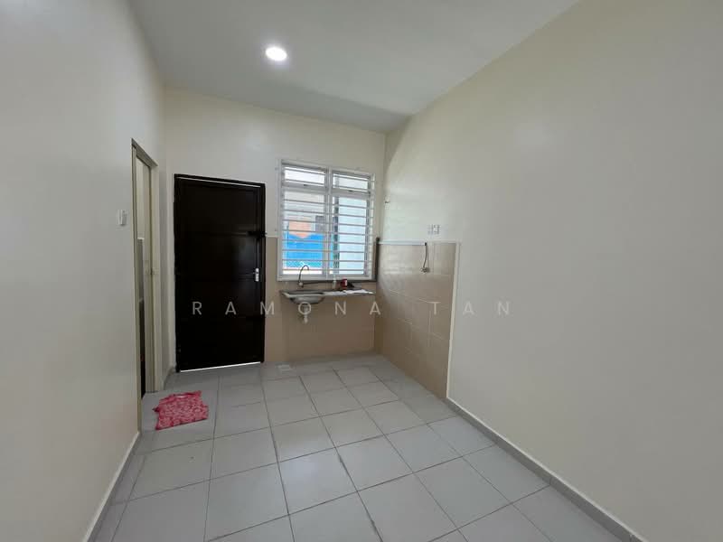 Terraced House for Rent in Alor Gajah (Melaka) - Ramona Tan - Kitchen - PropertyGuru.com.my