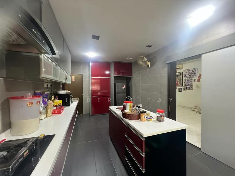 Semi-Detached House for Sale in Taman Sutera Utama (Skudai) - Kimberly Tay - Kitchen - PropertyGuru.com.my