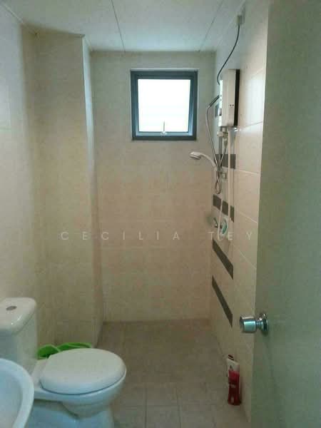 Service Residence for Sale at D'Alamanda - Cecilia Tey - Bathroom - PropertyGuru.com.my
