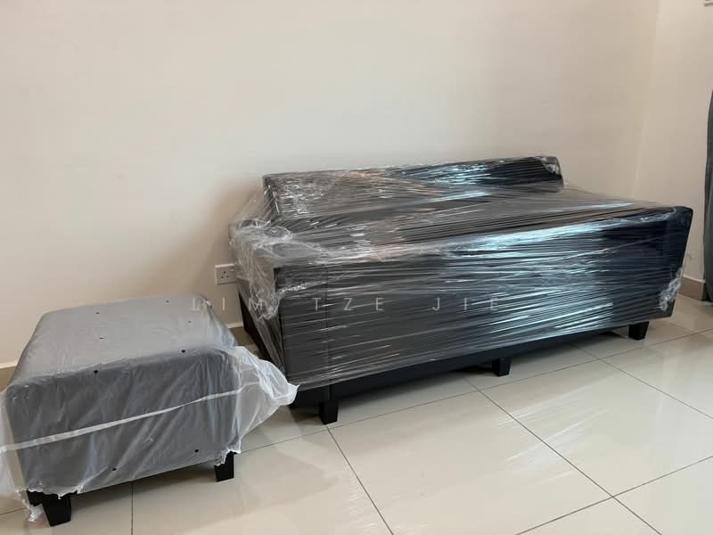 Servis Apartment untuk Disewa di G Residence - Lim Tze Jie - Living Room - PropertyGuru.com.my