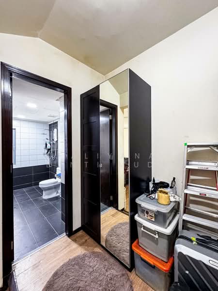 Servis Apartment untuk Dijual di PJ8 - Faliyana binti Muda - Bathroom - PropertyGuru.com.my
