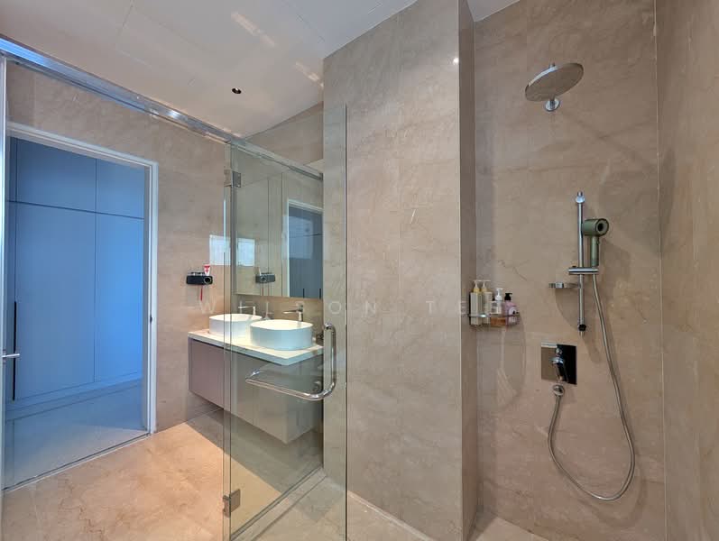 Kondominium untuk Dijual di 18 Madge - Wilson Tee - Bathroom - PropertyGuru.com.my