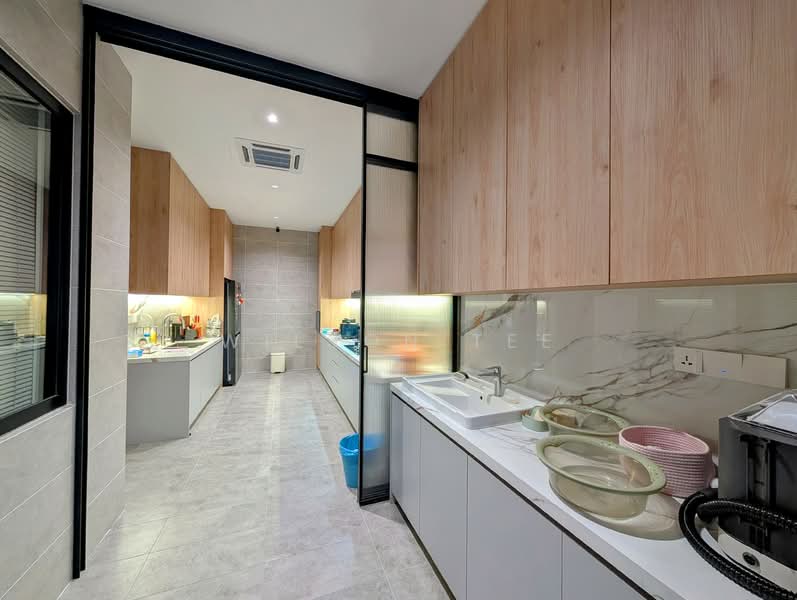 Kondominium untuk Dijual di 18 Madge - Wilson Tee - Kitchen - PropertyGuru.com.my