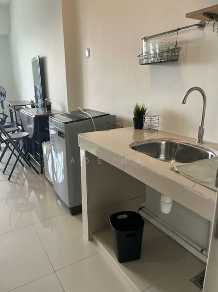 Kondominium untuk Disewa di Residence 8 - Jade Gan - Kitchen - PropertyGuru.com.my