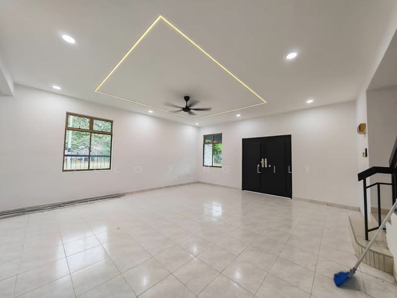 2-storey Terraced House for Sale in Taman Puteri Wangsa (Ulu Tiram) - Coco Feng Lily - Living Room - PropertyGuru.com.my