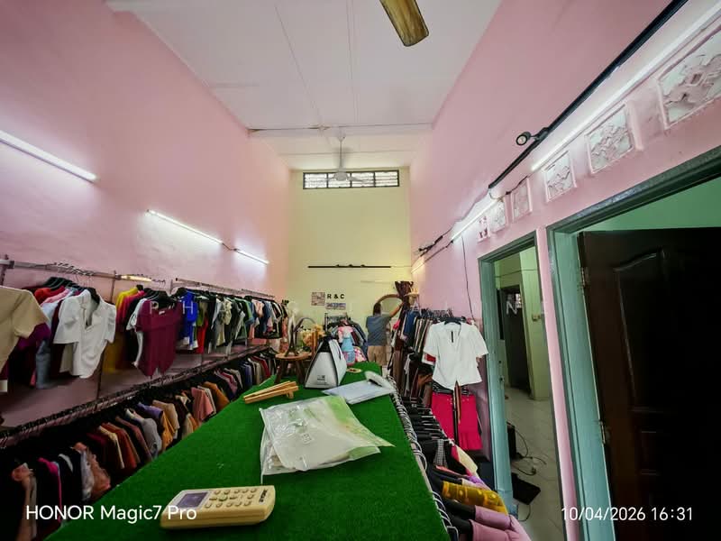 Rumah Teres 1 Tingkat untuk Dijual di Taman Sri Tebrau (Johor Bahru) - Phang Elainne - Interior - PropertyGuru.com.my