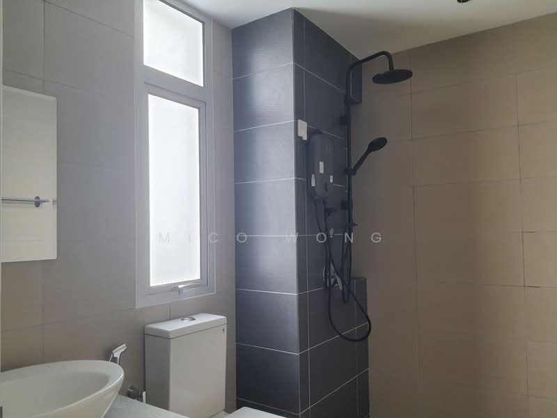 Servis Apartment untuk Disewa di MIRAI Residences - Mico Wong - Bathroom - PropertyGuru.com.my