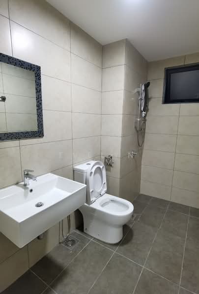Servis Apartment untuk Disewa di M Luna - Evelyn Lim - Bathroom - PropertyGuru.com.my