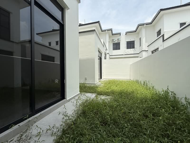 Cluster House for Sale in Eco Botanic (Iskandar Puteri (Nusajaya)) - Ricky Woo - Exterior - PropertyGuru.com.my