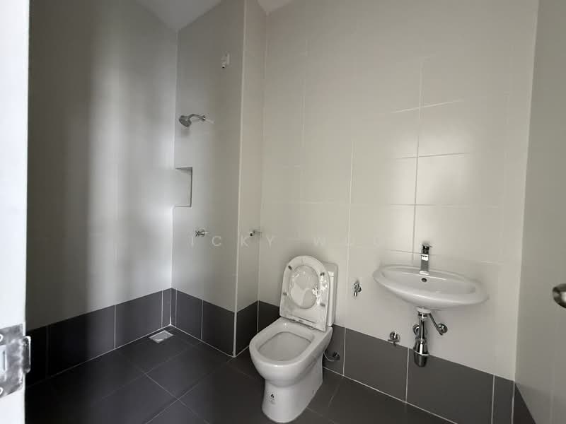 Cluster House for Sale in Eco Botanic (Iskandar Puteri (Nusajaya)) - Ricky Woo - Bathroom - PropertyGuru.com.my