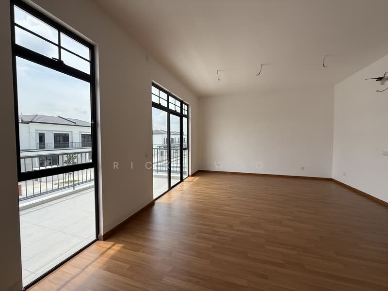 Cluster House for Sale in Eco Botanic (Iskandar Puteri (Nusajaya)) - Ricky Woo - Balcony - PropertyGuru.com.my