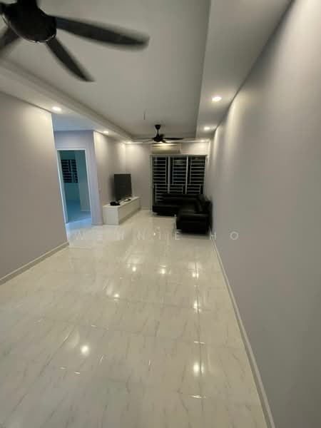 Condominium for Sale at D'Kristal Apartment (Pangsapuri D'Kristal) - Wennie Ho - Living Room - PropertyGuru.com.my