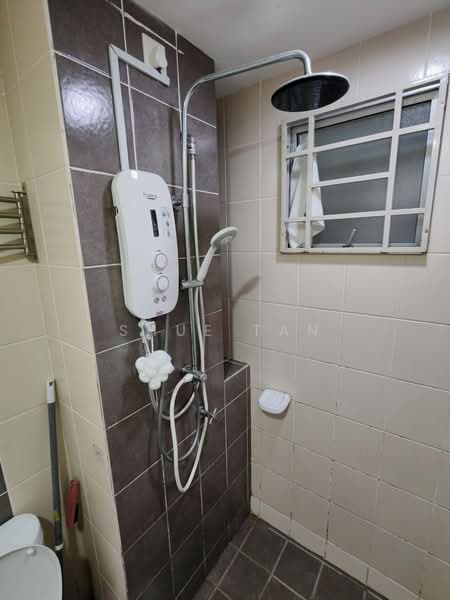 Apartment for Rent at Seri Baiduri - Shue Tan - Bathroom - PropertyGuru.com.my