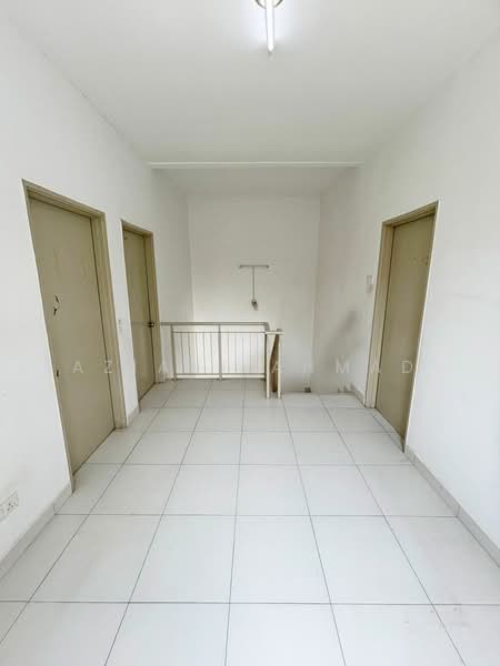 2-storey Terraced House for Sale in Taman Pelangi Semenyih 2 (Semenyih) - Aziani Ahmad - Interior - PropertyGuru.com.my