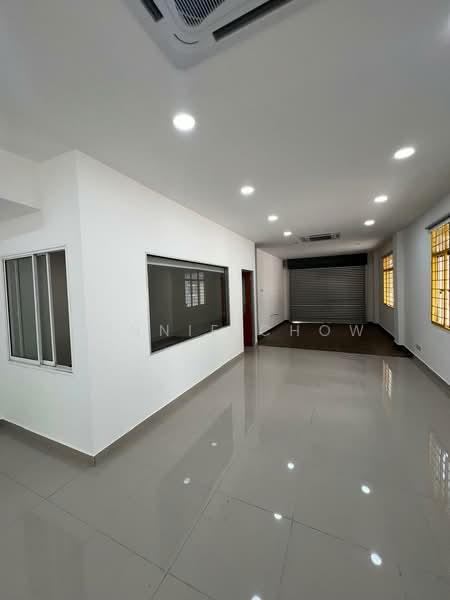 Kedai untuk Disewa di Kota Kemuning (Shah Alam) - Winnie Chow - Interior - PropertyGuru.com.my