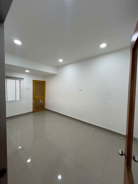 Kedai untuk Disewa di Kota Kemuning (Shah Alam) - Winnie Chow - Interior - PropertyGuru.com.my