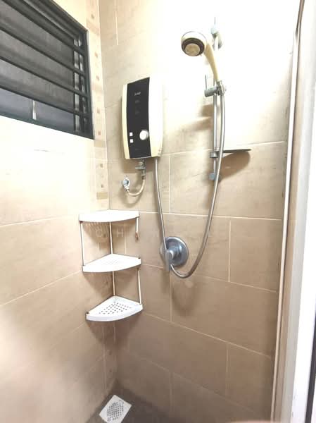Apartment for Sale at Kuchai Avenue - Chin JL - Bathroom - PropertyGuru.com.my