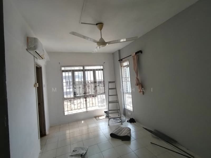 Condominium for Rent at Warisan City View - Mantus Chai - Living Room - PropertyGuru.com.my