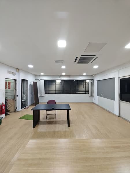 Factory for Rent in Taman Desa Cemerlang (Ulu Tiram) - Terence Tan - Interior - PropertyGuru.com.my
