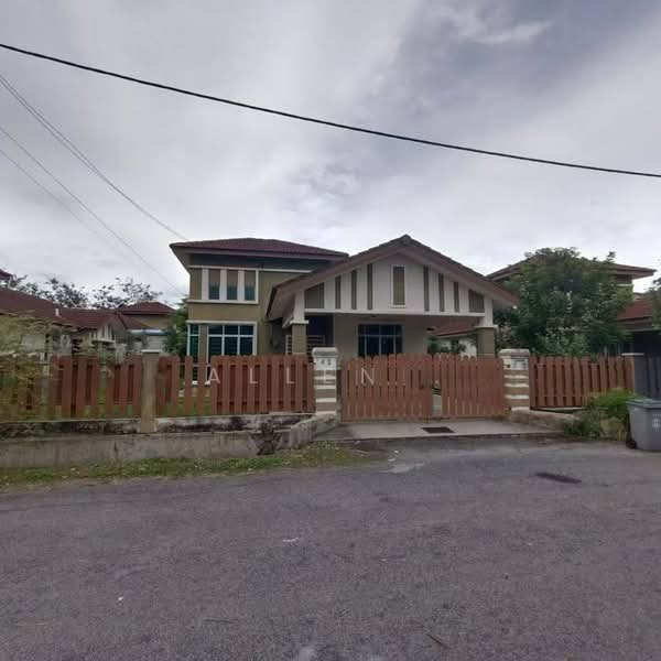 Semi-Detached House for Sale in Taman Krubong Perdana (Krubong) - Allen . - Exterior - PropertyGuru.com.my