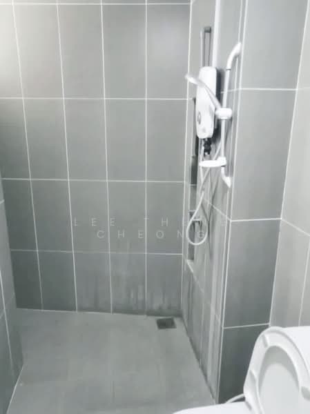 Service Residence for Sale at You Vista @ You City - Lee Theng Cheong - Bathroom - PropertyGuru.com.my
