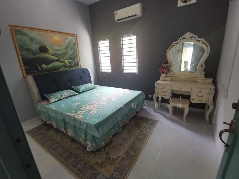 Bungalow for Sale in Rawang (Selangor) - Ganabathi A/L Ramachandran - Bedroom - PropertyGuru.com.my