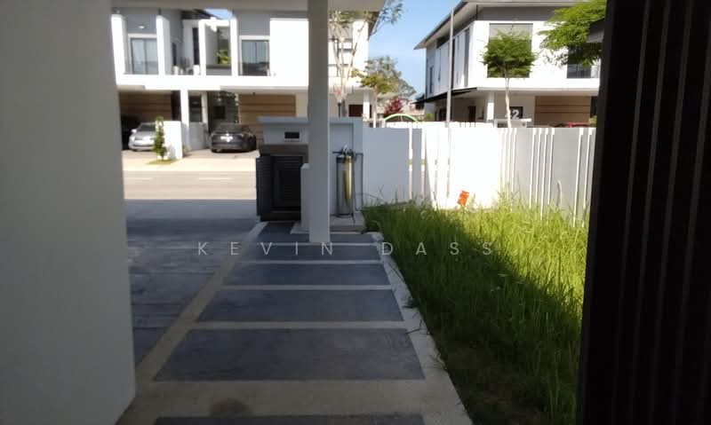 Rumah Berkembar untuk Dijual di Bandar Tropicana Aman (Telok Panglima Garang) - Kevin Dass - Exterior - PropertyGuru.com.my