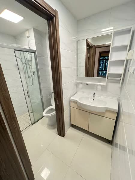 Apartment for Rent at Starview Bay @ Forest City - Hong Charng Lee - Bathroom - PropertyGuru.com.my