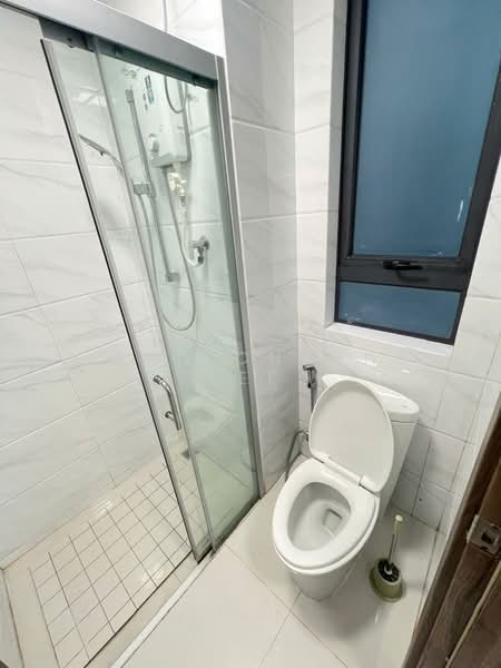 Apartment for Rent at Starview Bay @ Forest City - Hong Charng Lee - Bathroom - PropertyGuru.com.my