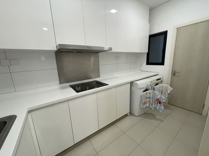 Servis Apartment untuk Disewa di The Horizon Residence - Jamie Yong - Kitchen - PropertyGuru.com.my