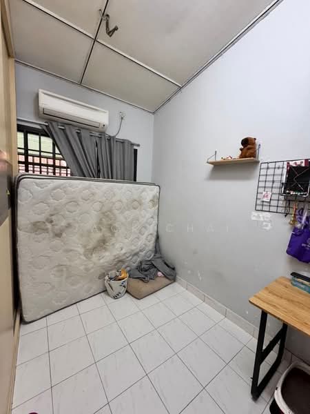Rumah Teres 2 Tingkat untuk Dijual di Taman Pelangi Indah (Ulu Tiram) - Jack Chai - Bedroom - PropertyGuru.com.my