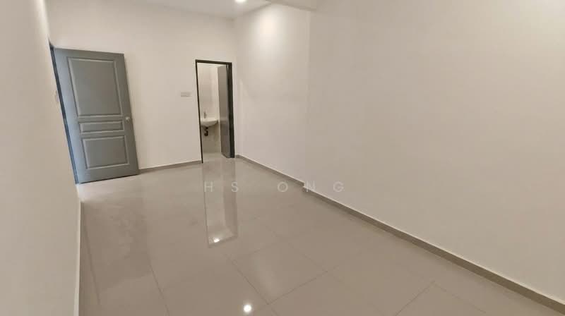 Rumah Teres 1 Tingkat untuk Dijual di Klang (Selangor) - HS Ong - Master Bedroom - PropertyGuru.com.my